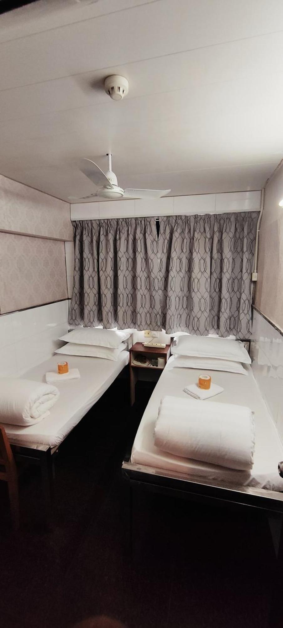 Four Seasons Hostel Hong Kong Dış mekan fotoğraf